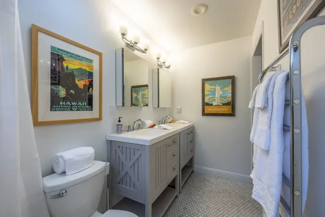 Listing Image for 307 Ainakula Rd 31 of 50