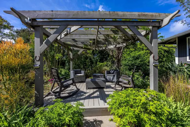 Listing Image for 307 Ainakula Rd 32 of 50