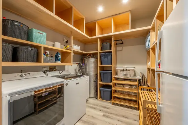 Listing Image for 307 Ainakula Rd 42 of 50