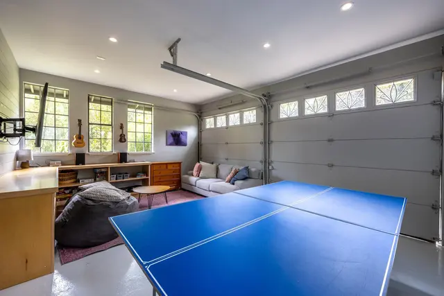 Listing Image for 307 Ainakula Rd 44 of 50