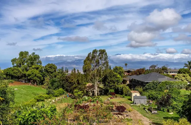 Listing Image for 307 Ainakula Rd 5 of 50