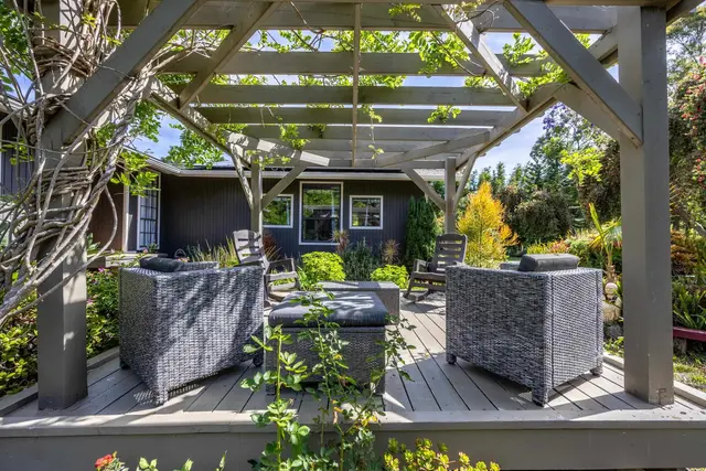 Listing Image for 307 Ainakula Rd 6 of 50