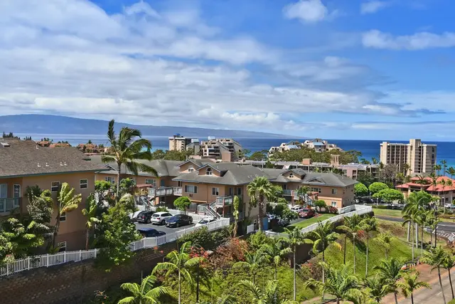 Listing Image for 12 Poinciana Pl 17 of 50
