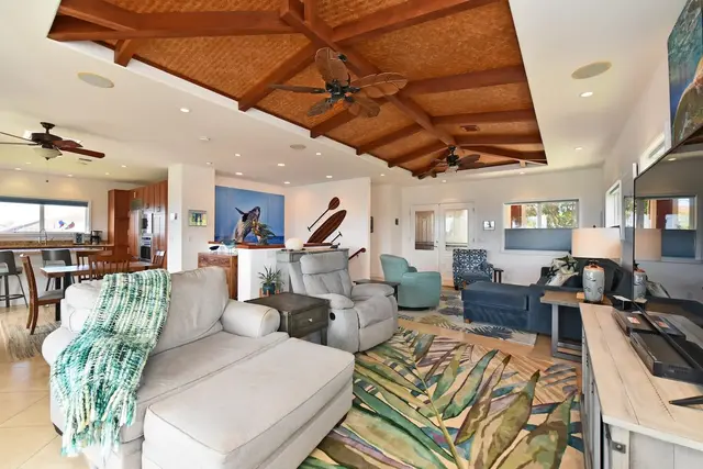 Listing Image for 12 Poinciana Pl 7 of 50