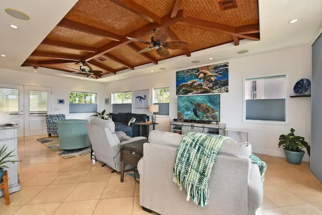 Listing Image for 12 Poinciana Pl 8 of 50