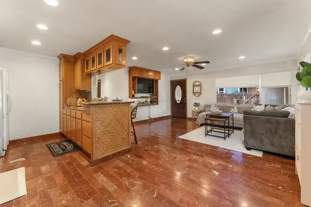 Listing Image for 109 Miha Pl 15 of 50