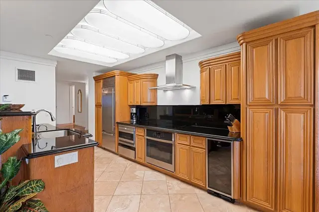 Listing Image for 50 Nohea Kai Dr Ii303 10 of 43