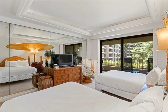 Listing Image for 50 Nohea Kai Dr Ii303 33 of 43