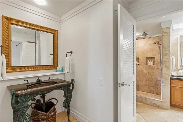 Listing Image for 50 Nohea Kai Dr Ii303 34 of 43
