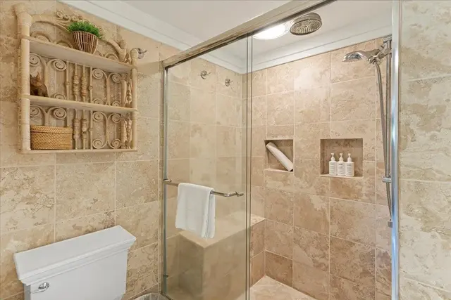 Listing Image for 50 Nohea Kai Dr Ii303 35 of 43