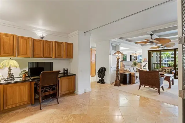 Listing Image for 50 Nohea Kai Dr Ii303 38 of 43