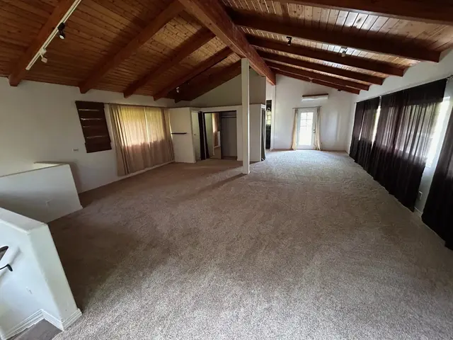Listing Image for 101 Makanoe Pl 5 of 30