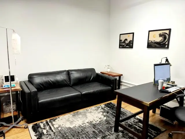 Listing Image for 320 Ohukai Rd 414 6 of 11