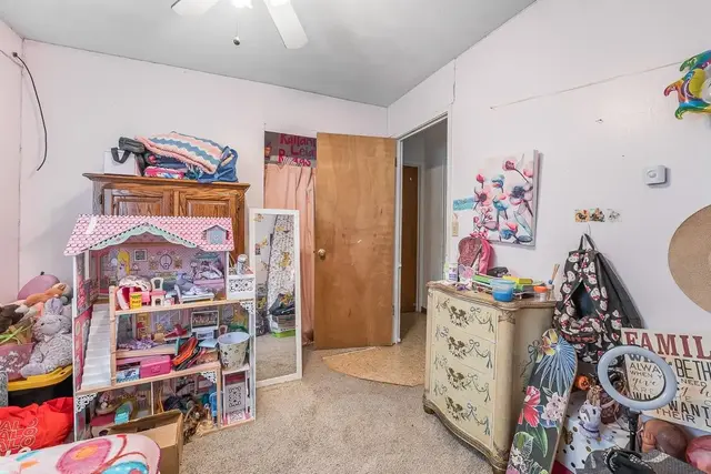 Listing Image for 250 Hiwalani Loop 20 of 29