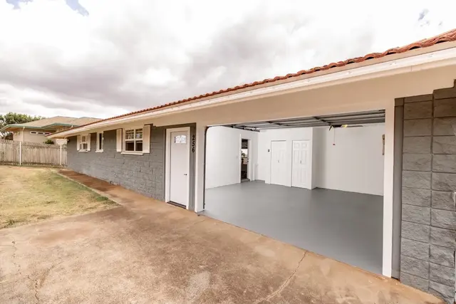 Listing Image for 256 Haulani St A 20 of 38