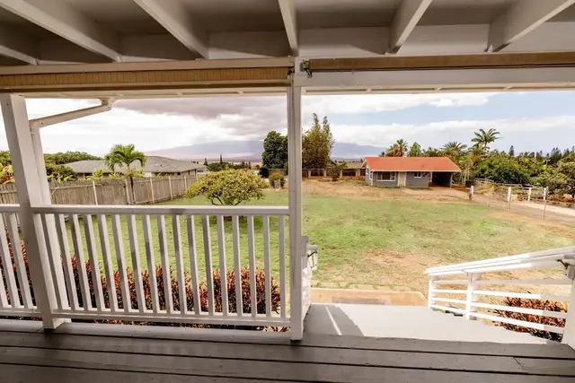 Listing Image for 256 Haulani St A 24 of 38