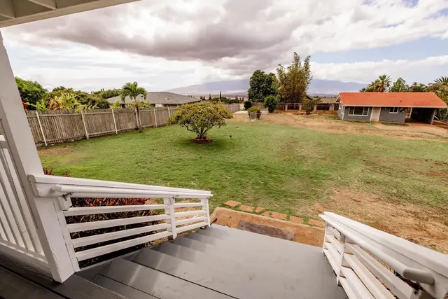 Listing Image for 256 Haulani St A 25 of 38