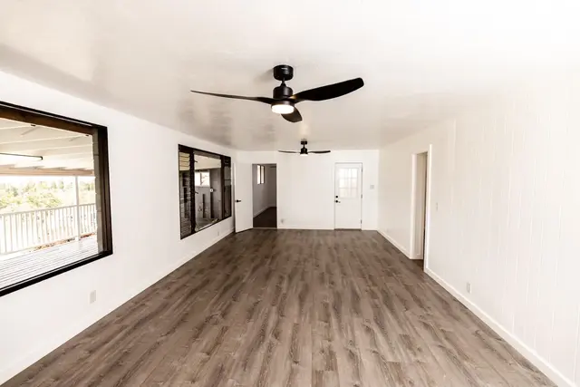 Listing Image for 256 Haulani St A 35 of 38