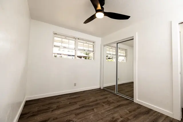 Listing Image for 256 Haulani St A 5 of 38