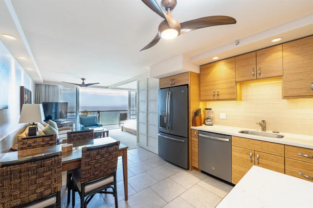 Listing Image for 2960 S Kihei Rd 814 9 of 24