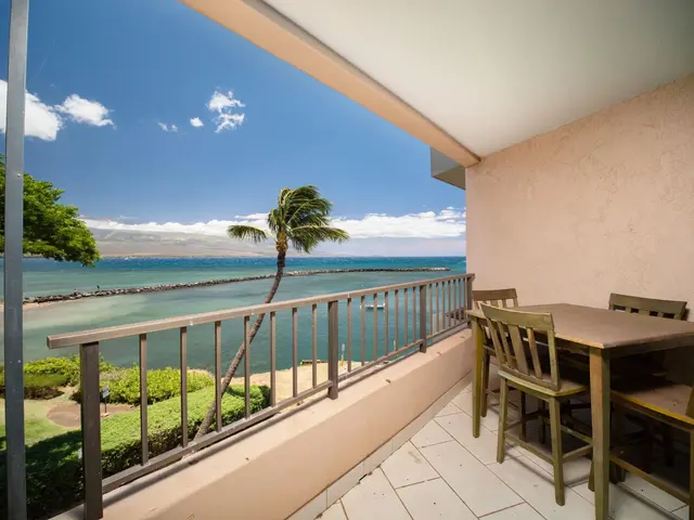 Listing Image for 20 Hauoli St 312 11 of 28