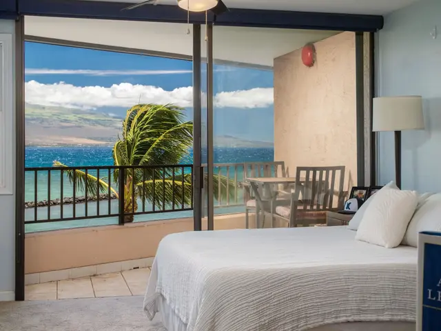 Listing Image for 20 Hauoli St 312 17 of 28