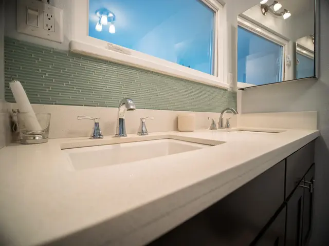 Listing Image for 20 Hauoli St 312 23 of 28