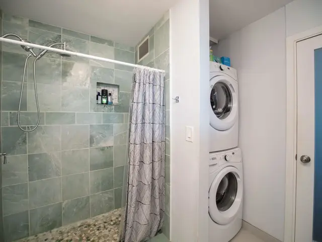 Listing Image for 20 Hauoli St 312 24 of 28