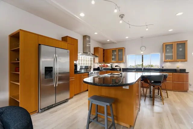 Listing Image for 143 Kamalei Cir 10 of 50