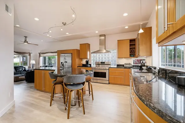 Listing Image for 143 Kamalei Cir 14 of 50