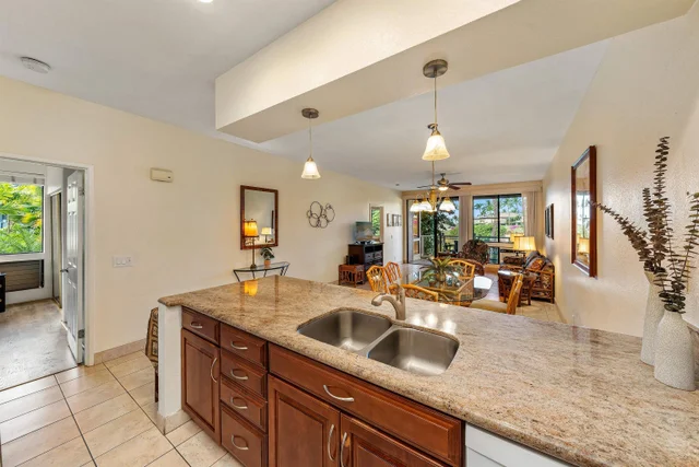Listing Image for 155 Wailea Ike Pl 65 12 of 37