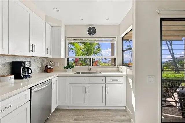 Listing Image for 10 Wailea Ekolu Pl 1705 20 of 39