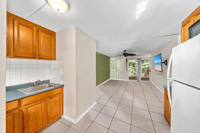 Listing Image for 3676 Lower Honoapiilani Rd A-103 10 of 21