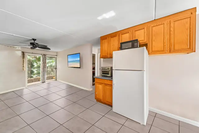 Listing Image for 3676 Lower Honoapiilani Rd A-103 13 of 21