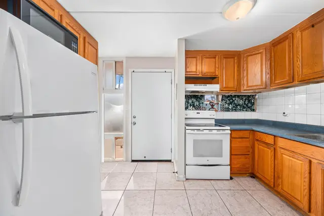 Listing Image for 3676 Lower Honoapiilani Rd A-103 20 of 21