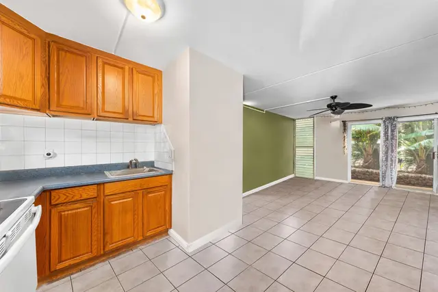 Listing Image for 3676 Lower Honoapiilani Rd A-103 9 of 21