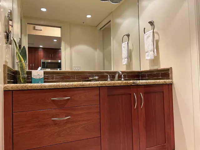 Listing Image for 2481 Kaanapali Pkwy 218/s 10 of 12