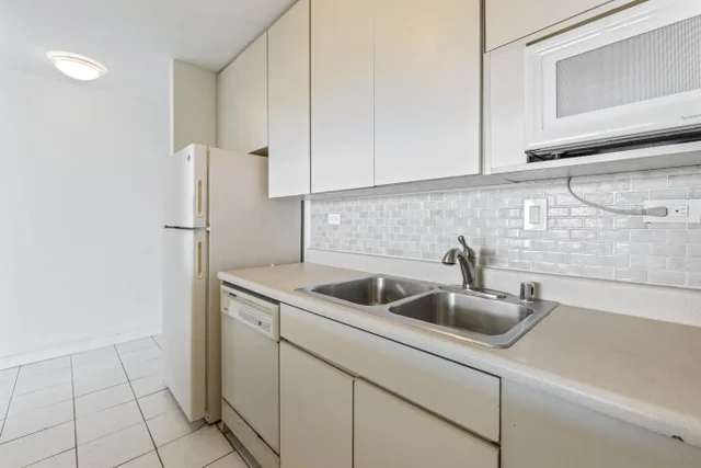 Listing Image for 4471 Lower Honoapiilani Rd 214 9 of 38