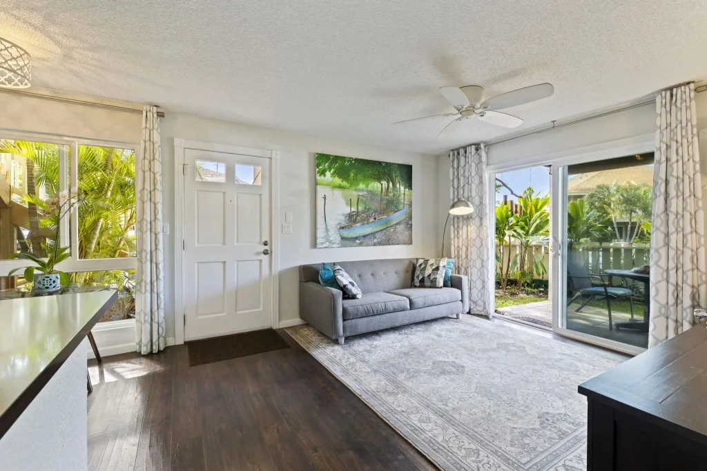 140 Uwapo Rd 5-101, Kihei