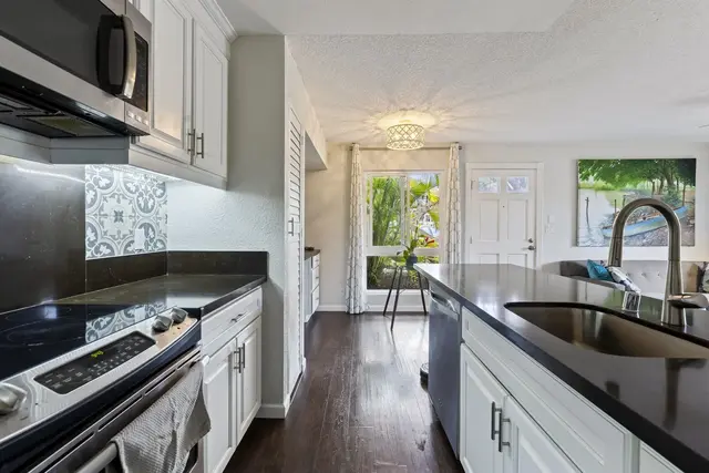 Listing Image for 140 Uwapo Rd 5-101 10 of 40