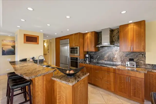 Listing Image for 50 Nohea Kai Dr 4-605 15 of 43