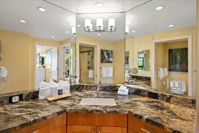 Listing Image for 50 Nohea Kai Dr 4-605 27 of 43