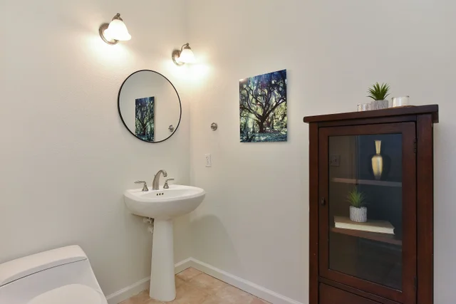 Listing Image for 170 Kualapa Pl 70 34 of 50