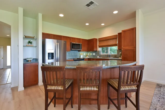 Listing Image for 170 Kualapa Pl 70 5 of 50