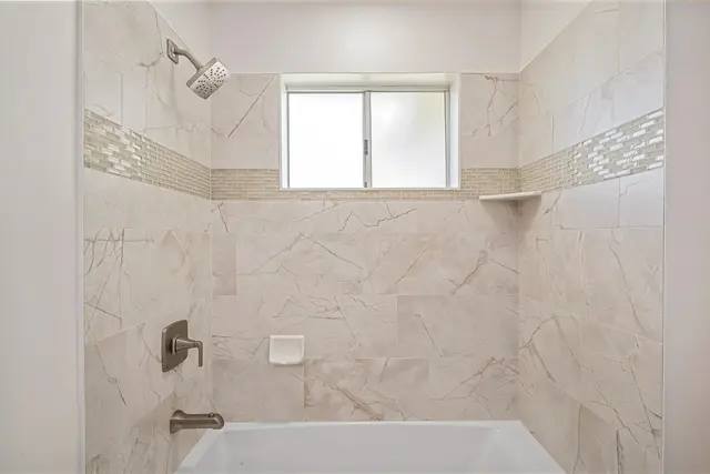 Listing Image for 124 Auoli Dr 11 of 48