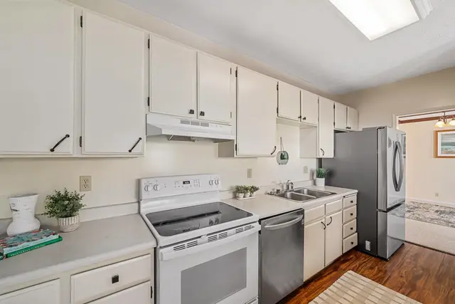 Listing Image for 124 Auoli Dr 12 of 48