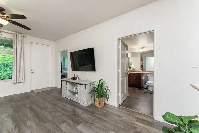 Listing Image for 121 Hoowaiwai Loop 803 13 of 46