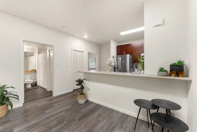 Listing Image for 121 Hoowaiwai Loop 803 15 of 46