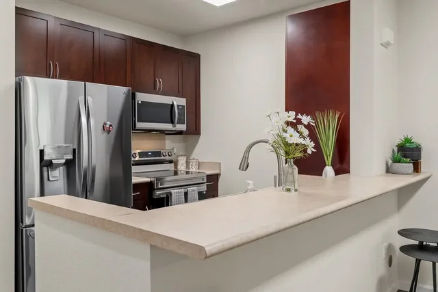 Listing Image for 121 Hoowaiwai Loop 803 21 of 46