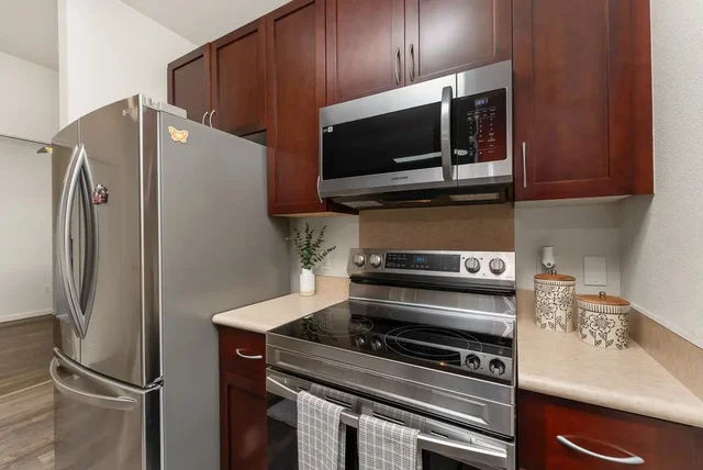 Listing Image for 121 Hoowaiwai Loop 803 24 of 46